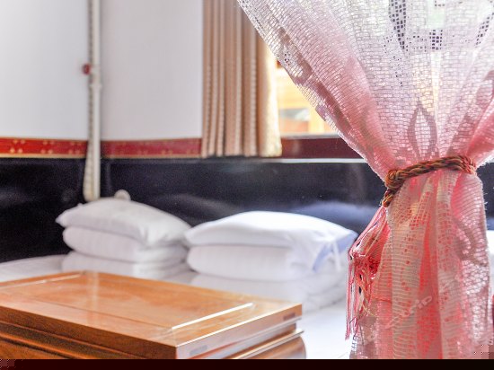 禄满盈明清土炕间