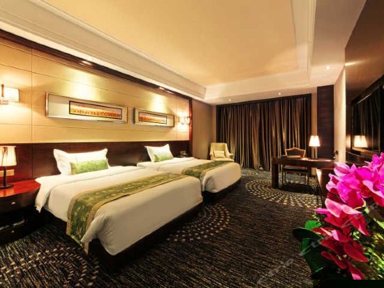 标准双人房（无窗）