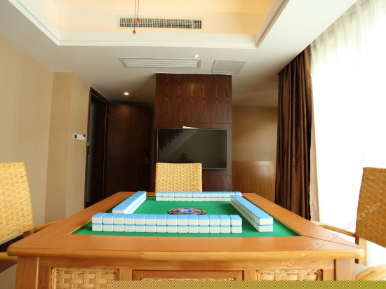 跃层机麻大床间