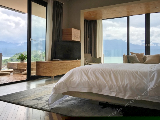 270度无敌露台海景蜜月大床房