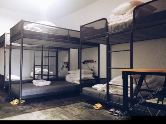 男女混合六人房(床位房)