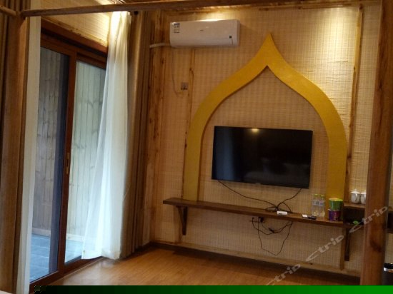 景保寨店大床房