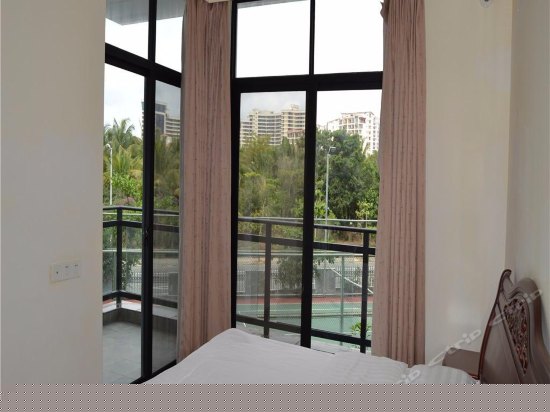 温馨园景家庭套两房一厅