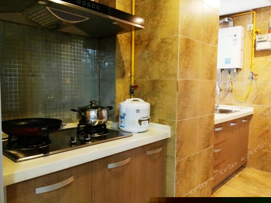 九眼桥旁近春熙路温馨二居室