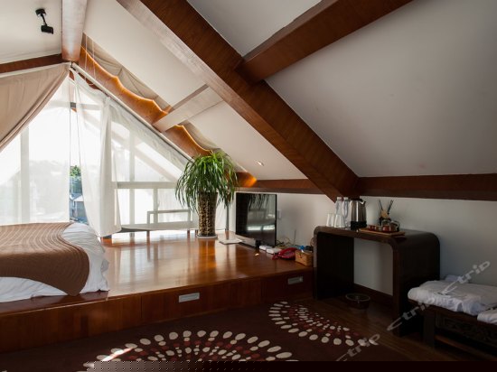 海景阁楼大床房苍洱