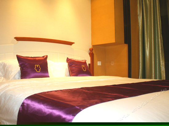 雅致园景1室2厅大床房