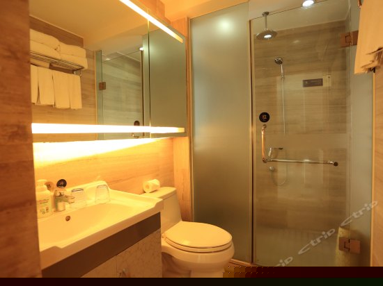 高级海景三卧套房