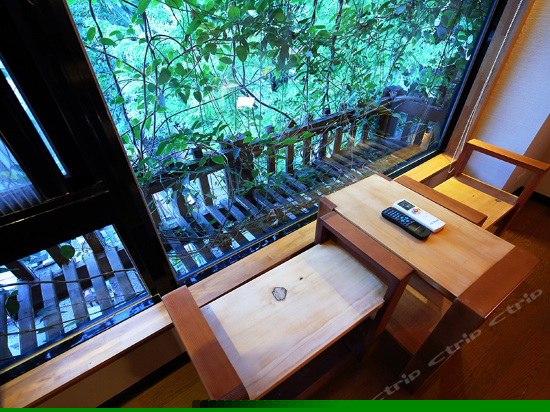 亲子阁楼四人房