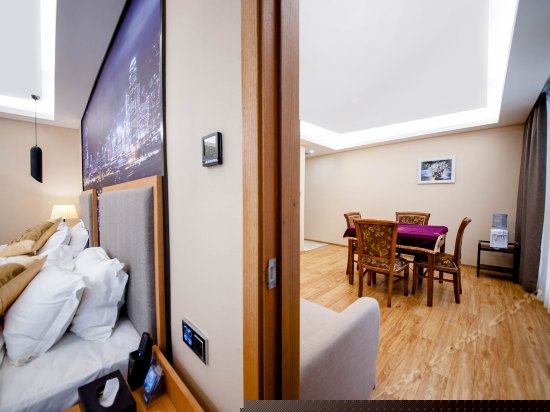 豪华江景机麻套房