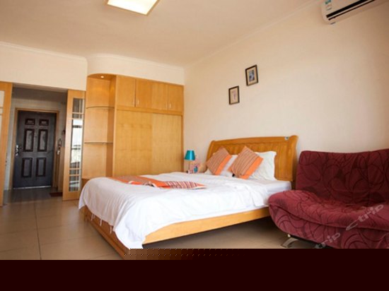 金凤凰豪华海景大床房