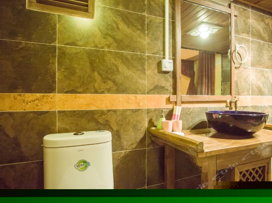 精品大床房（柒月）