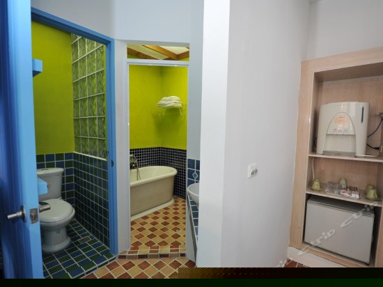 舒适庭院家庭房