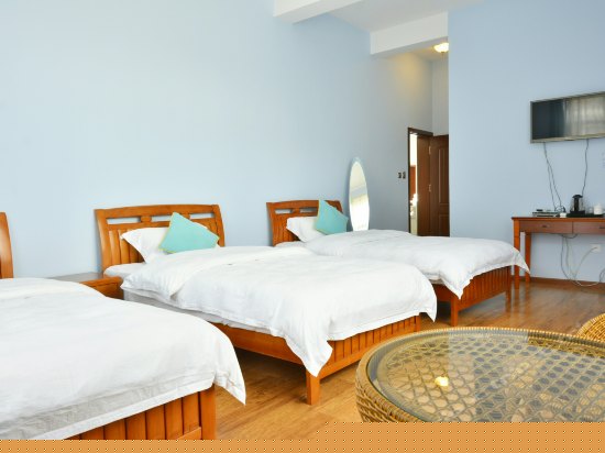 温馨家庭三人间