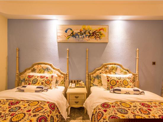 海景花园阳台标准间