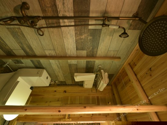 b栋, 金色仰望大床房b