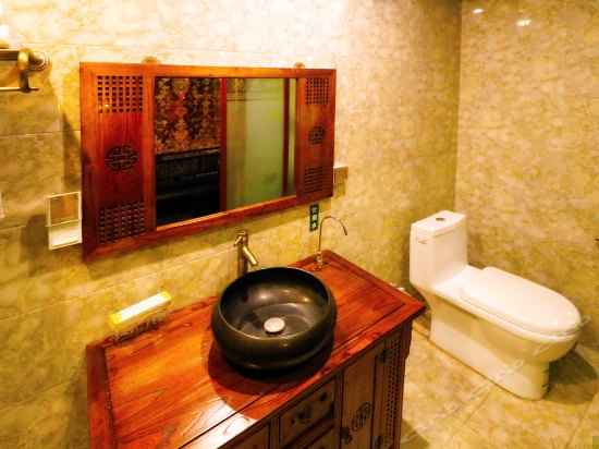 豪华龙凤架子床房