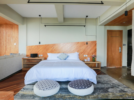 270度无敌露台海景蜜月大床房