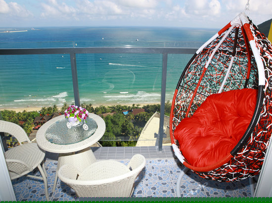 精装180度阳台无敌海景蜜月套房国色天香