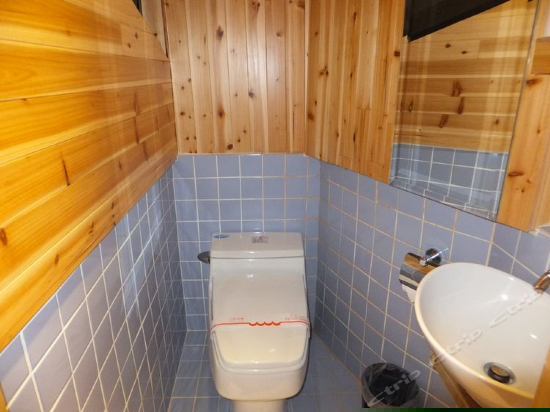 海天碉堡四人房