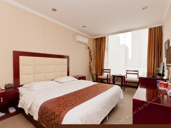 商务大床房