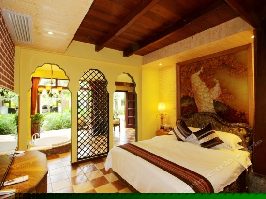 睡莲豪华大床房