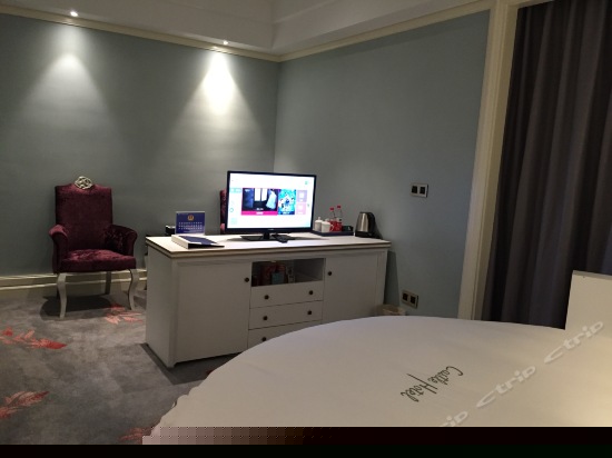 豪华商务单人间