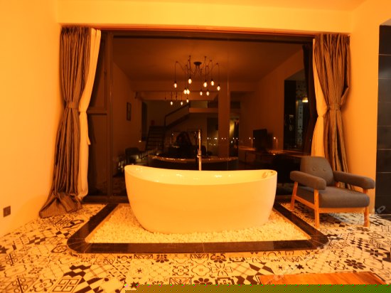 景观蜜月复式房