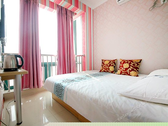 落地窗观海大床间