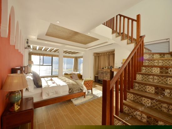 豪华海景套房-东南亚风格