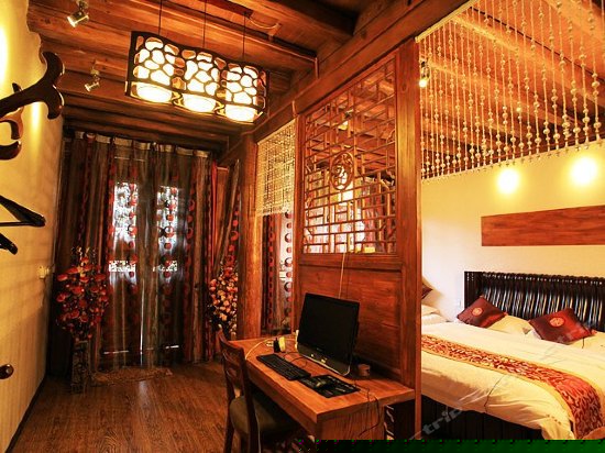 后院豪华家庭套房