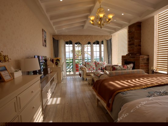 月亮河欧式花园洋房