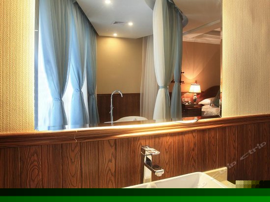 美式复古豪华套房