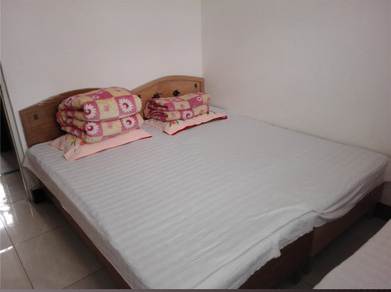 家庭房三人间（床位房）