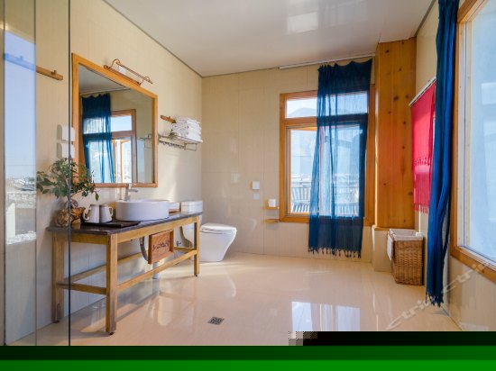 阳台侧面海景房（一号院）