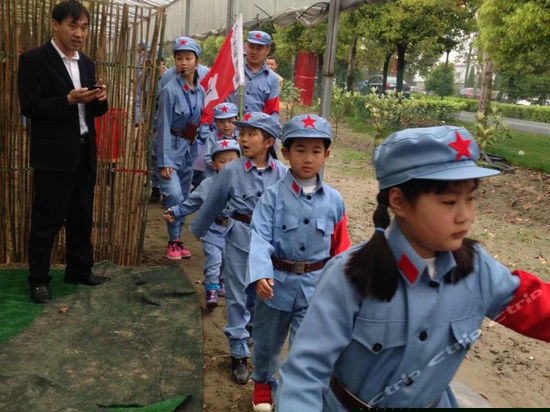 健身娱乐设施