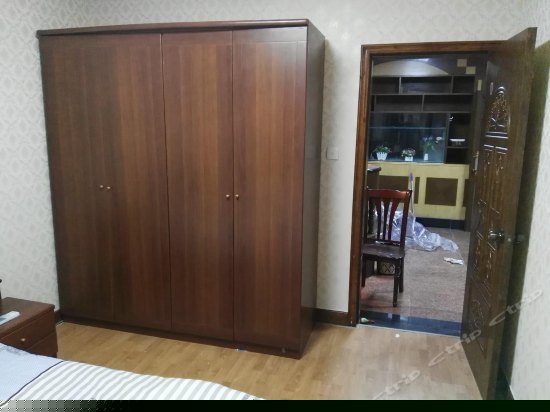 中式两室一厅套房