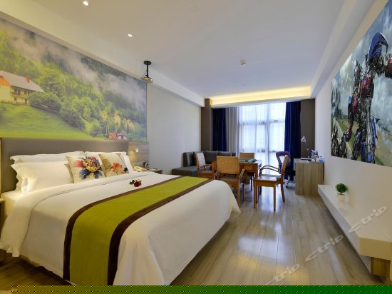 心意影院大床房