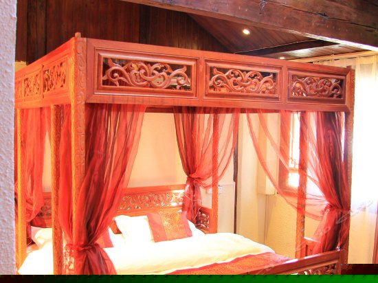 201佳偶天成 龙床房