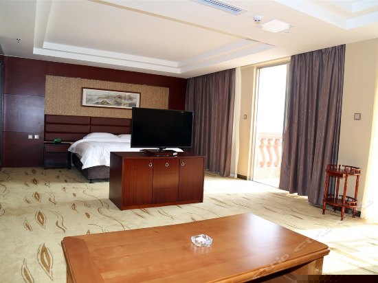 豪华山景双床房