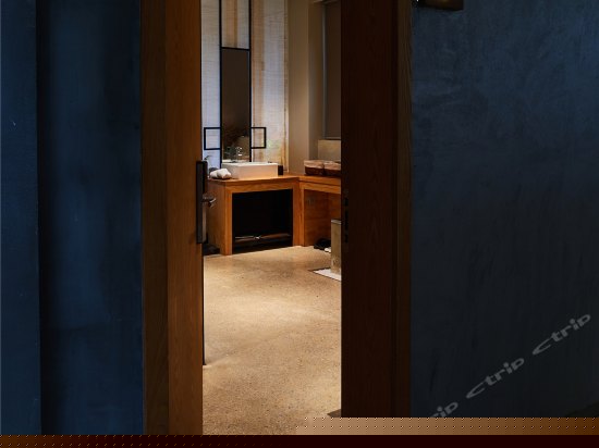 庭院海景大床房