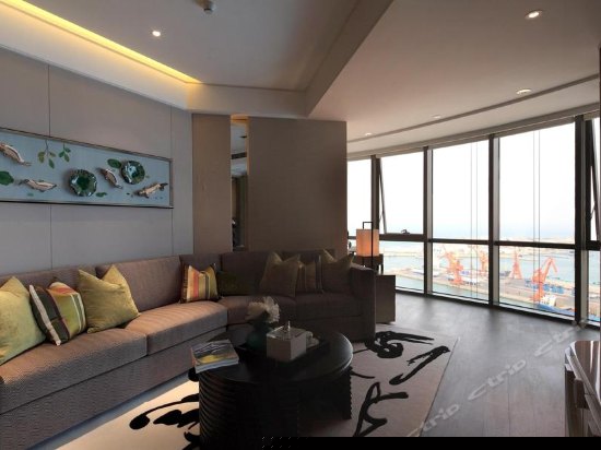 豪华海景大床房