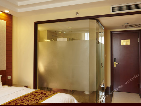 高级大床间