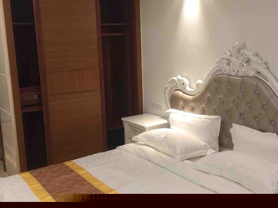 江景豪华大床房