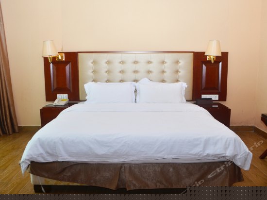 豪华日出海景房