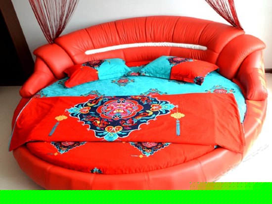 婚庆圆床房