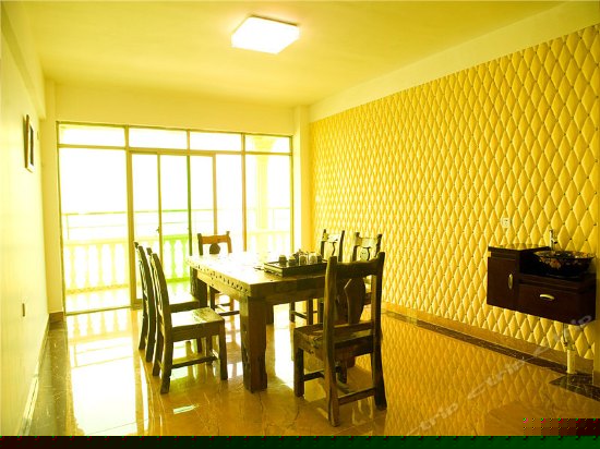 豪华山海全景家庭房