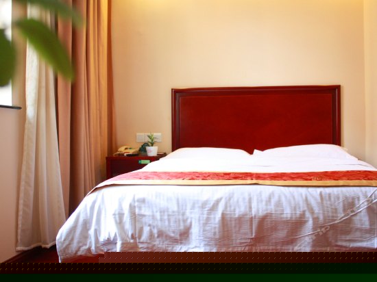 1.5米豪华大床间