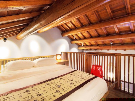 西厢待月复式大床房