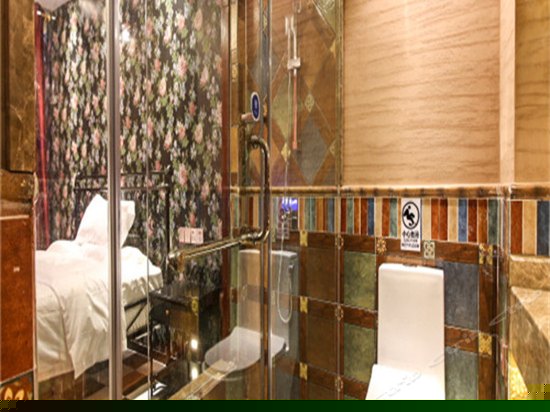 高级商务行政大床房