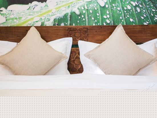 花月夜东南亚大床房